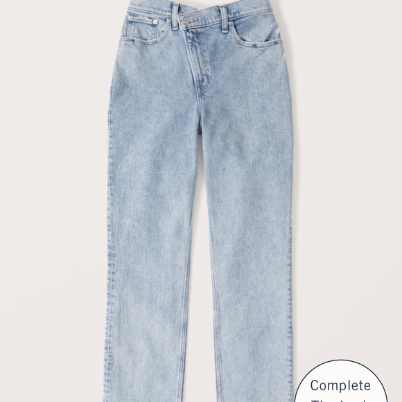 Abercrombie & Fitch Denim - ABERCROMBIE CURVE LOVE ULTRA HIGH RISE 90s STRAIGHT JEAN